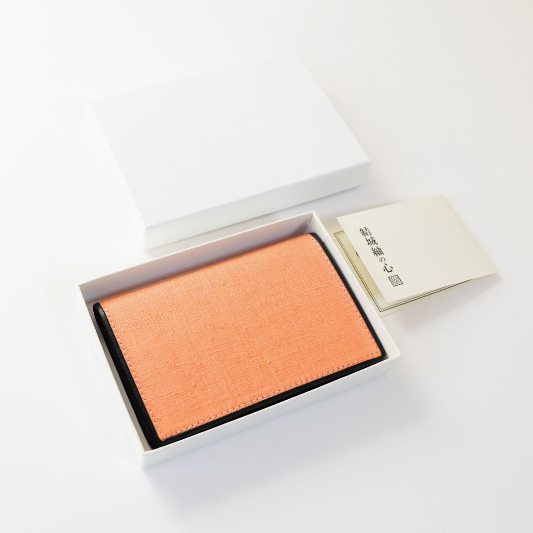 本場結城紬 名刺入れ 色無地 表地:絹100％ – 結城紬の奥順【つむぎの館